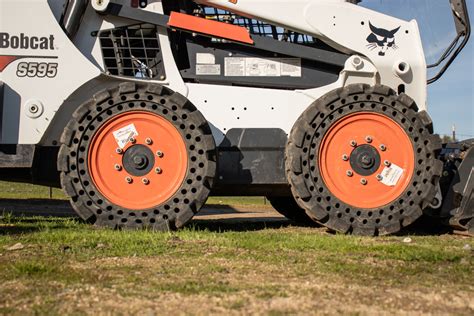 choosing a skid steer tire|solid tires for skid steer.